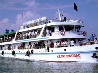 Tourist ships not plying on Teknaf-Saint Martin route