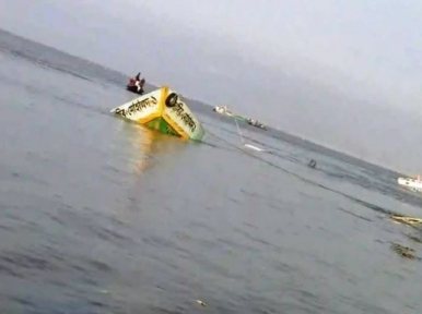 Cyclone Sitrang: 13 ships capsize in Padma river