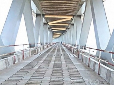 Trains to go through Padma Bridge in June next year