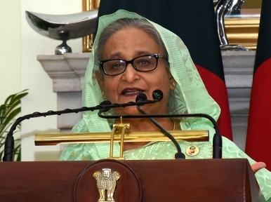 Sheikh Hasina urges Indian industrialists to invest in Bangladesh