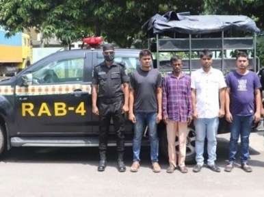 RAB arrests 4 members of inter-district thief gang from Comilla