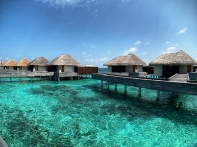 Maldives to allow tourists without Covid certificate