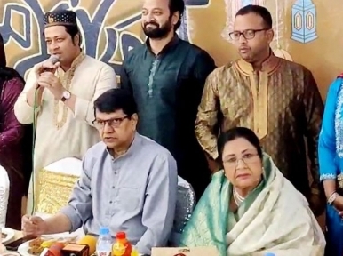 Legendary actress Shabnam attends Bangladesh Cholochitro Shilpi Samiti's Iftar party