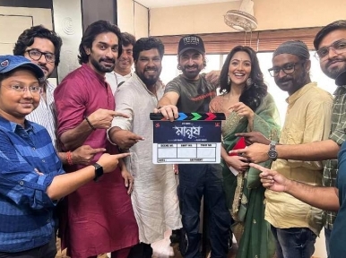 Jeet, Susmita in Bangladeshi filmmaker Sanjay Samaddar's Manush