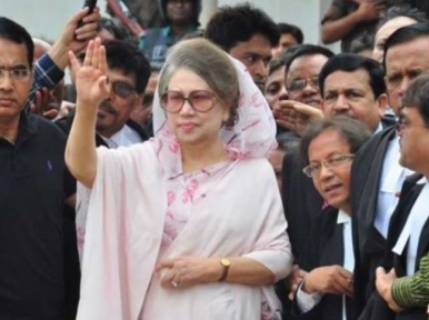 Khaleda Zia gets bail in two defamation cases