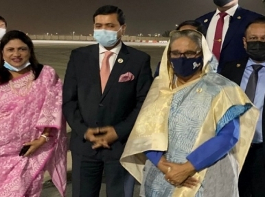 PM Sheikh Hasina arrives in the UAE