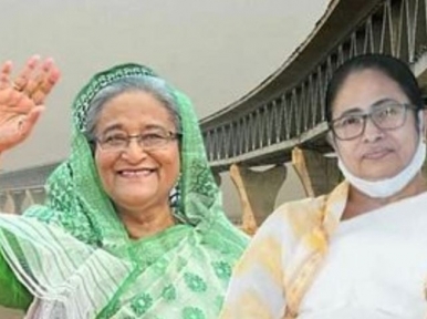 Sheikh Hasina invites Mamata Banerjee to visit Padma Bridge