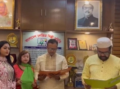 Actor Riaz takes oath, expelled artists return following Nipun's efforts