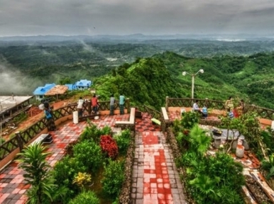 বান্দরবান থেকে ফেরত পাঠানো হচ্ছে পর্যটকদের