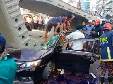 Four passengers of a private car die after girder falls from crane in Uttara