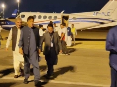 Who paid for Imran Khan's private flight?