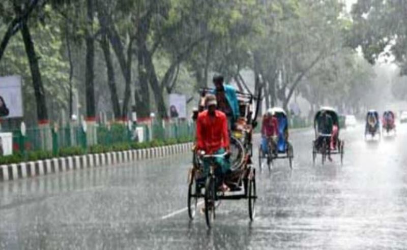 Rain lashes Dhaka, brings relief from sultry weather