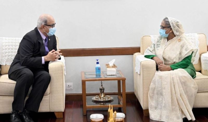 Prime Minister calls on Singapore entrepreneurs to invest more in Bangladesh Prime Minister calls on Singapore entrepreneurs to invest more in Bangladesh