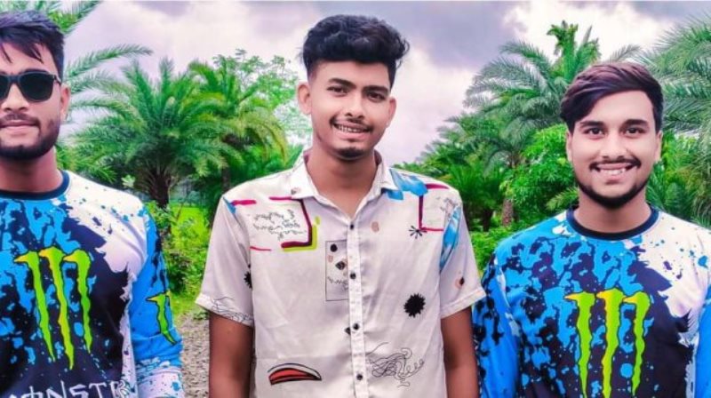 Three college students killed in road accident in Jessore-Benapole Highway