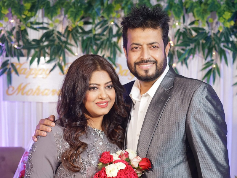 ভেঙে যাচ্ছে ওমর সানি-মৌসুমীর সংসার? ভেঙে যাচ্ছে ওমর সানি-মৌসুমীর সংসার?