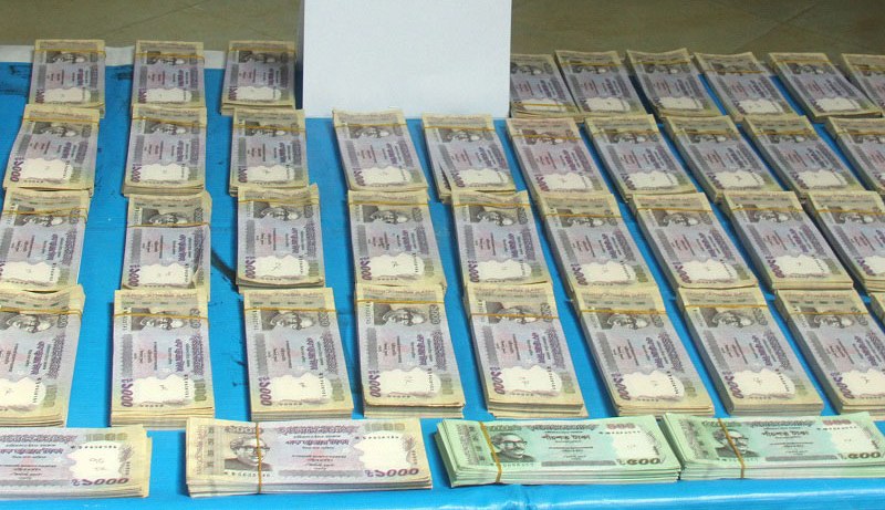 One arrested in Dhaka with fake currency notes worth rupees half a lakh