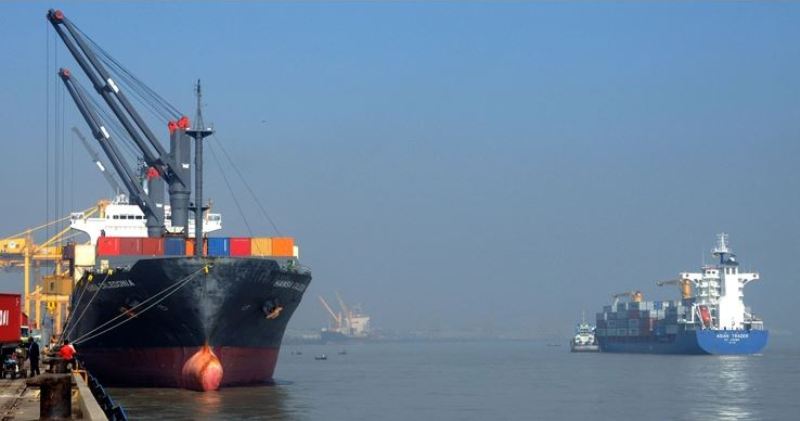 Vessel carrying wheat meets with accident in Bay of Bengal
