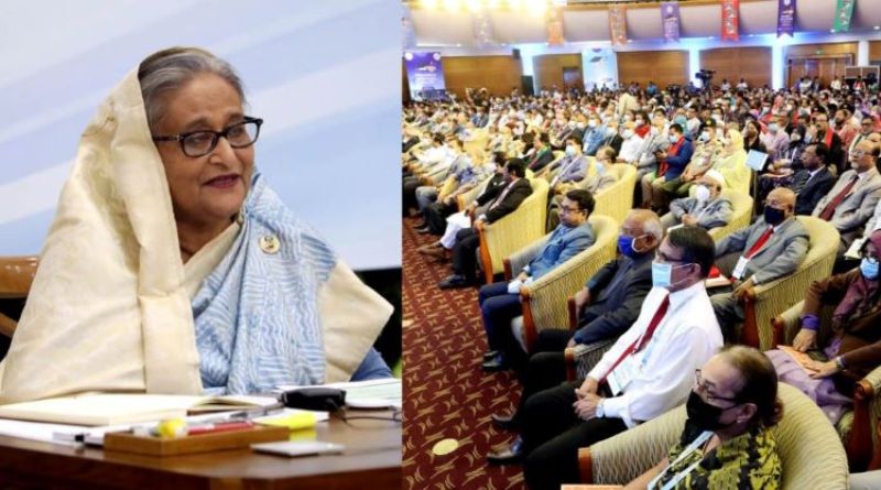 Prime Minister Hasina calls upon doctors to be by the side of people with vow of service