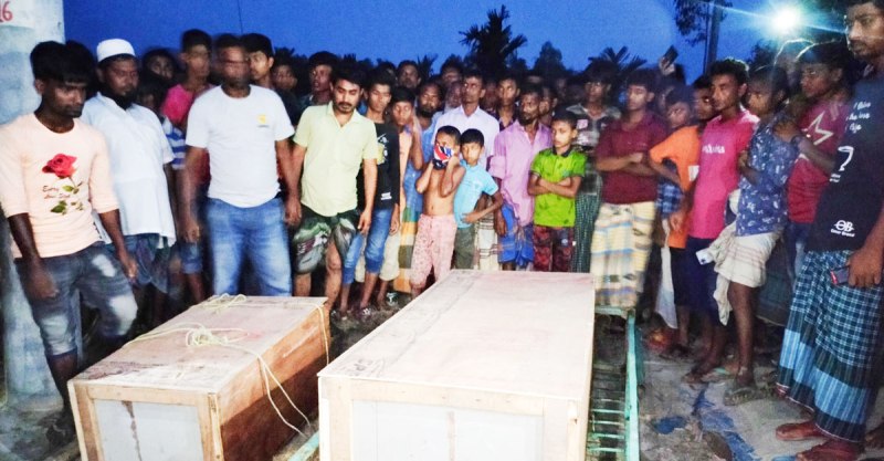 BSF returns bodies of brother-sister who drowned in river at Fulbari border BSF returns bodies of brother-sister who drowned in river at Fulbari border