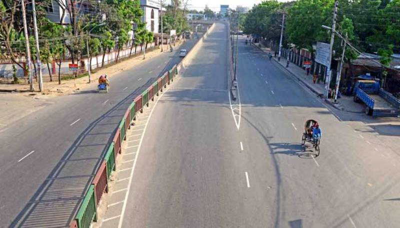 Transport crisis as homebound crowd leave Dhaka ahead of Eid