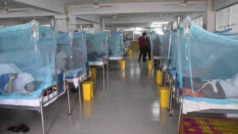 Dengue claims two more lives, 125 hospitalized in one day