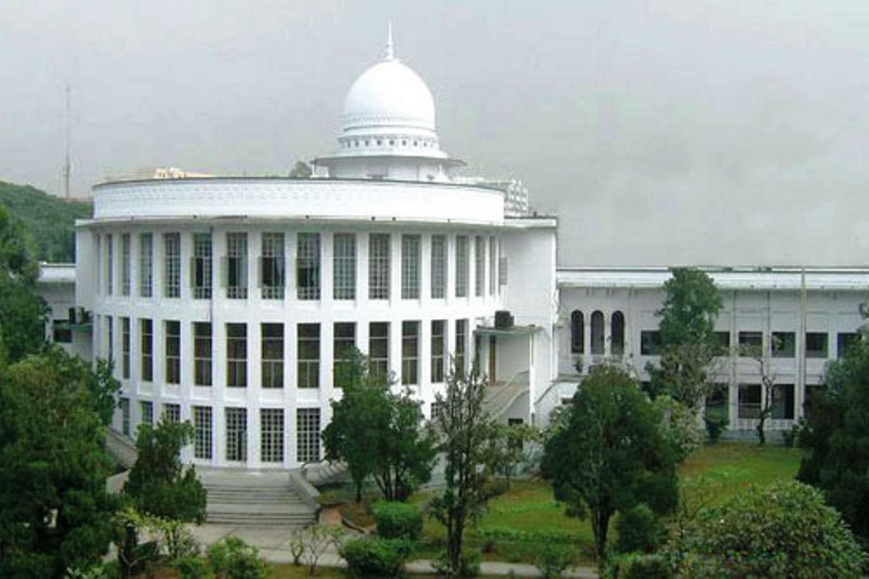 Journalists not bound to reveal source of news: High Court Journalists not bound to reveal source of news: High Court