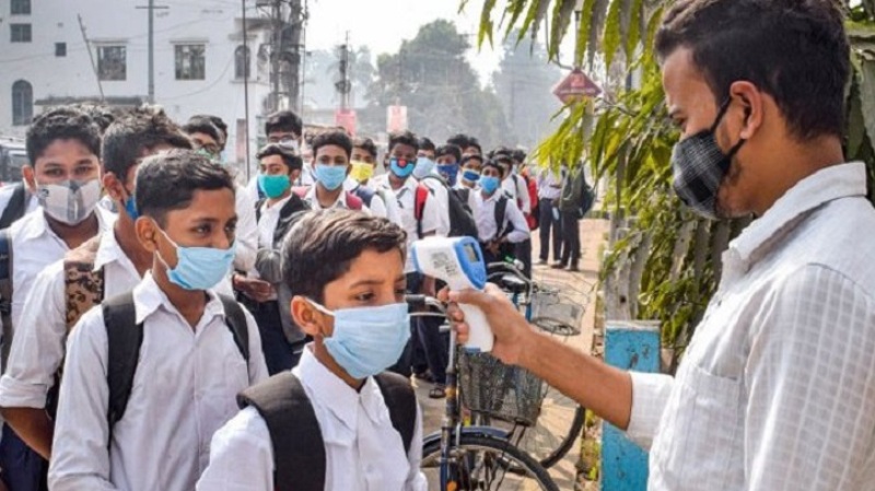 Classes starts in full swing in school-college from today Classes starts in full swing in school-college from today