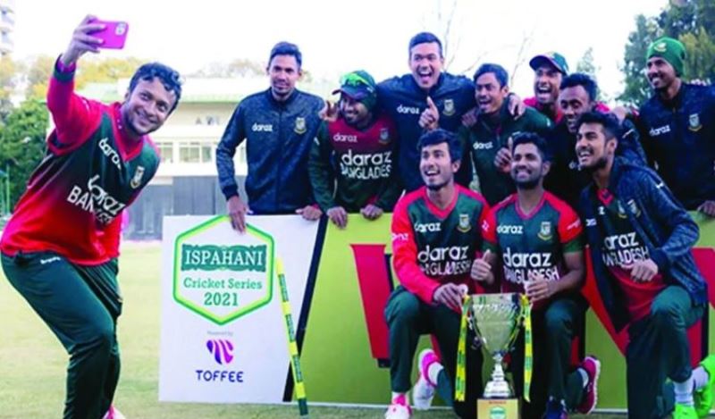 Bangladesh cricket team leave Dhaka for Asia Cup