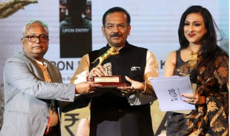 Kura Pokkhir Shunye Ura wins best film at Kolkata International Film Festival