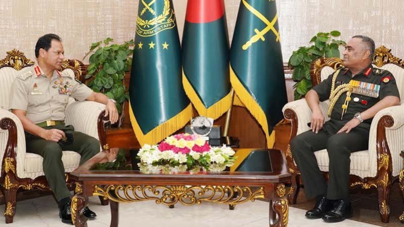 Army chiefs of Bangladesh and India hold courtesy meeting