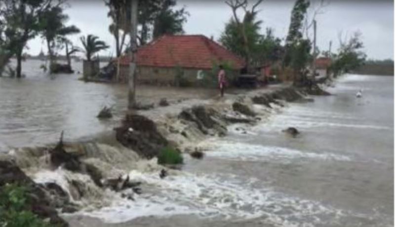High tide inundates Sundarbans