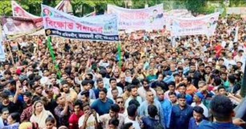 Awami League shows strength on the streets