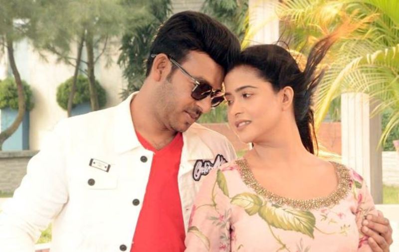 আকাশ সেনের গানে মডেল তৃষ্ণা ও হান্নান শাহ আকাশ সেনের গানে মডেল তৃষ্ণা ও হান্নান শাহ