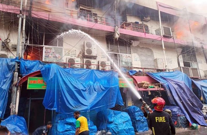 Fire in Dhaka New Market, under control after 3 and a half hours