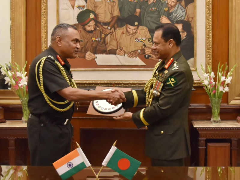 Army chiefs discuss Bangladesh-India strategic partnership Army chiefs discuss Bangladesh-India strategic partnership