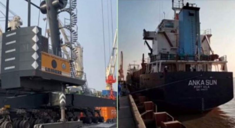 Two Russian ships in Mongla with Rooppur power plant goods