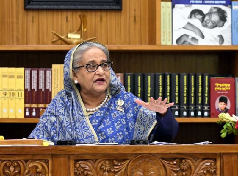 নিষেধাজ্ঞার ভয় না পেয়ে আত্মবিশ্বাস নিয়ে চলতে হবে: প্রধানমন্ত্রী নিষেধাজ্ঞার ভয় না পেয়ে আত্মবিশ্বাস নিয়ে চলতে হবে: প্রধানমন্ত্রী