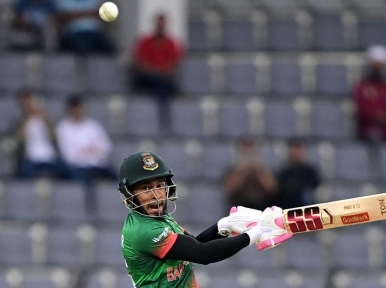 Mushfiqur Rahim's ton in vain as rain plays spoilsport in second ODI