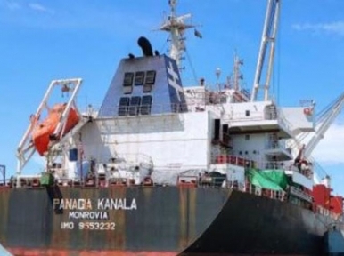 Liberian ship detained at Mongla port in case filed by Chinese company