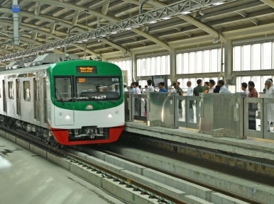 Special metro train being launched for students and professionals