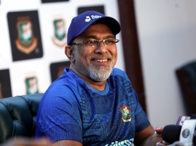 Hathurusingha takes over as the head coach of men's cricket team