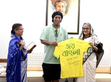 Your visit will inspire Bangladesh football: PM tells Ronaldinho