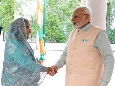 Sheikh Hasina seeks Modi's help in speedy repatriation of Rohingyas
