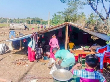 4,500 Rohingyas staying at Zero Line take refuge inside Bangladesh