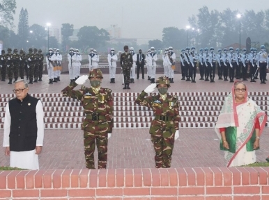 Sheikh Hasina, Hamid pay homage to Muktijoddhas