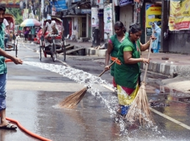 19,000 cleaning workers to remove animal waste in Dhaka