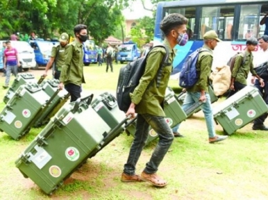 ভোটের মাঠে থাকবেন আইন-শৃঙ্খলা বাহিনীর সাড়ে ৬ লাখ সদস্য