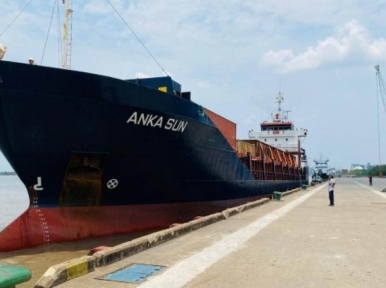 Anka Sun reaches Mongla port with goods for Rooppur Power Plant