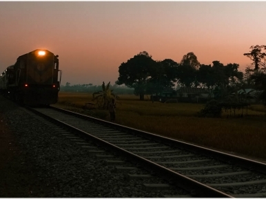 After 15 hours, train movement across the country is normal with Sylhet
