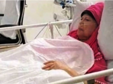 Khaleda Zia's surgery completed under American doctors' supervision